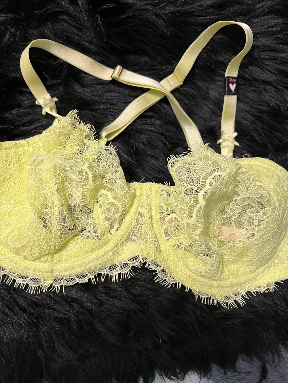 NWT Dream Angels Victoria Secret Bra S36DD